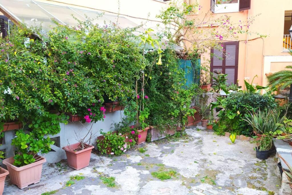 Elegante Open Space Con Vasca Idromassaggio A Trastevere Екстер'єр фото